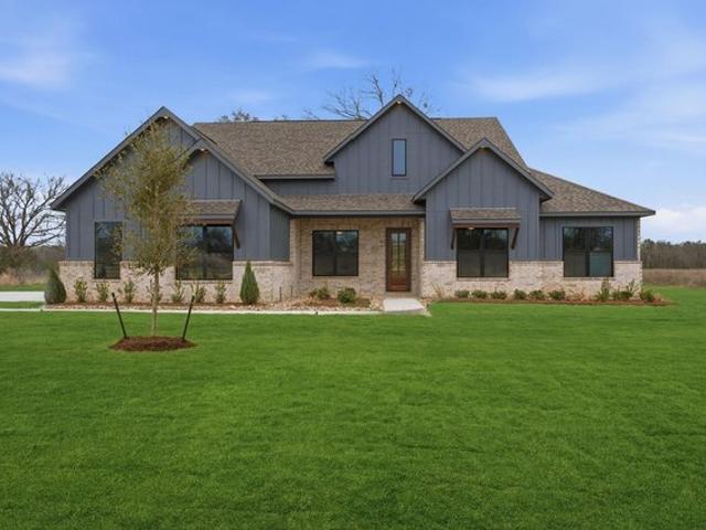 House for sale in Walker, Texas