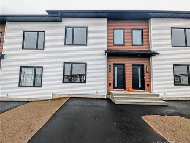 House for rent in Moncton Parish, Ville de Dieppe