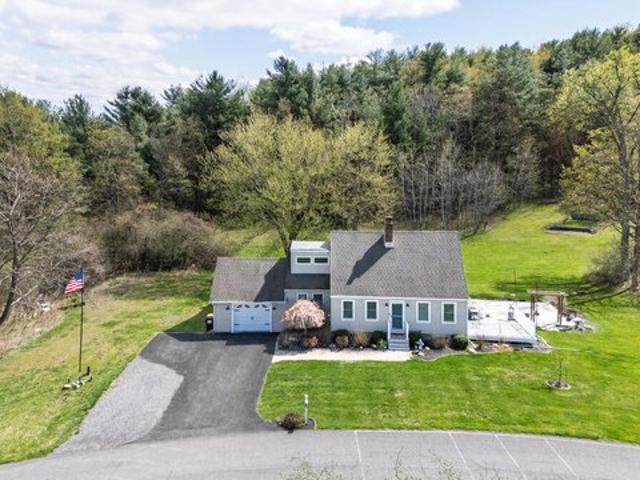 House for sale in Guilderland, New York