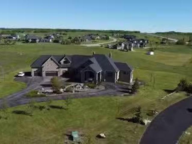 House for sale in Alberta