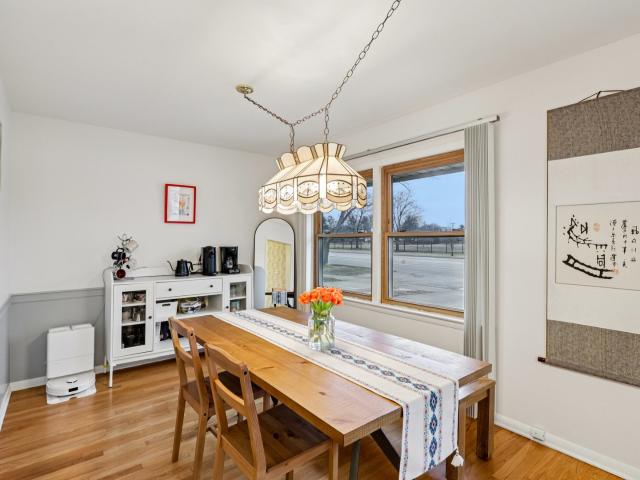House for sale in Glenview, Illinois