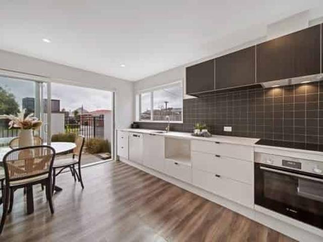 House for rent in Heathcote, Canterbury