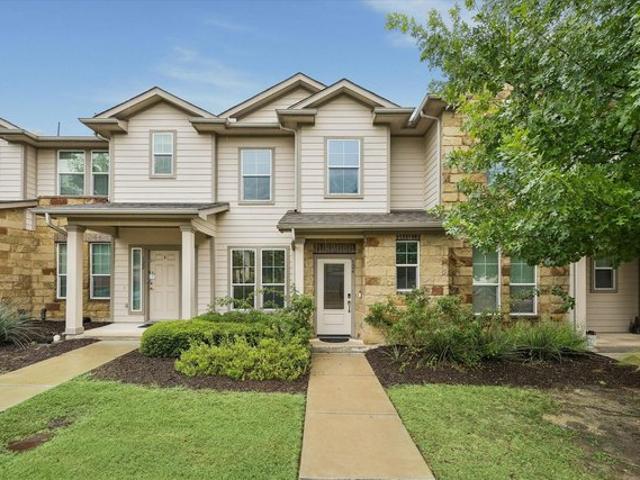 Townhouse for sale in Pflugerville, Texas