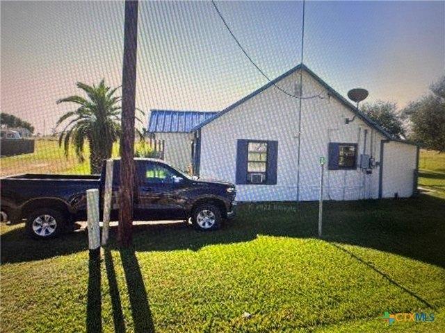 House for sale in Tivoli, Texas