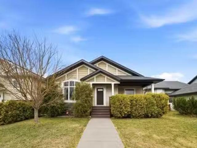 House for sale in Alberta