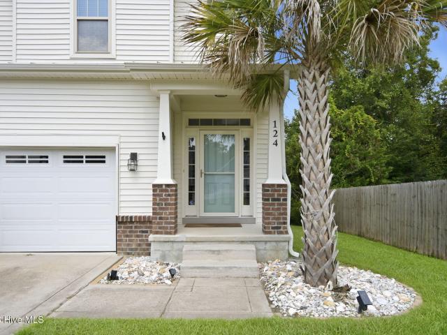 House for sale in Sneads Ferry, North Carolina