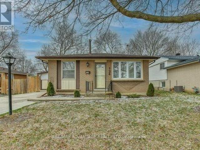 House for sale in Arva, Ontario