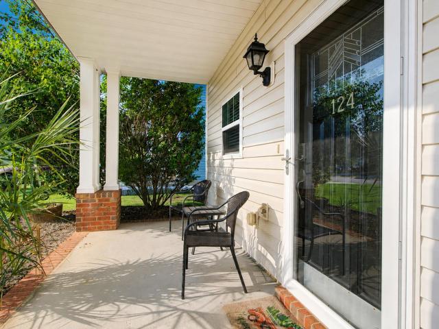 Townhouse for sale in Boulder Bluff, Goose Creek