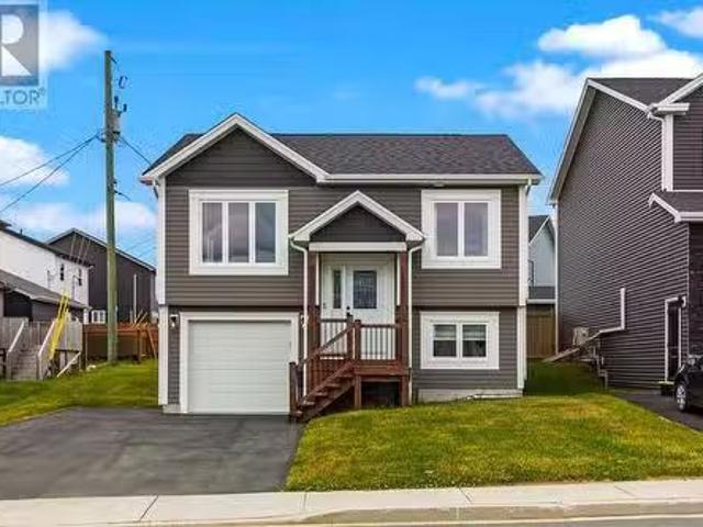 House for sale in Mount Pearl, Newfoundland And Labrador