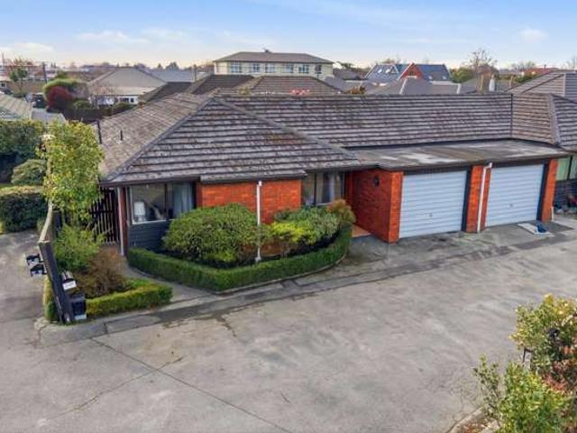 Apartment for sale in Northcote, Canterbury