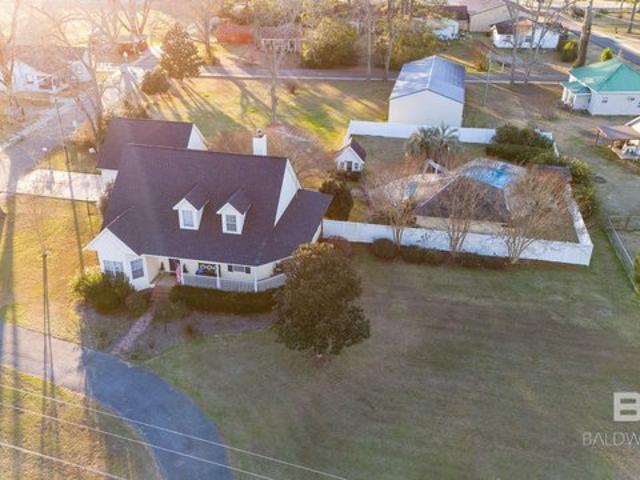 House for sale in Monroeville, Alabama