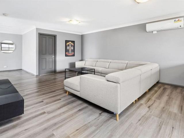 Apartment for rent in Lakelands, Wollongong City Council