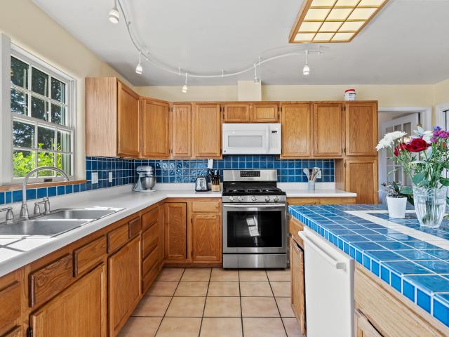 House for sale in White Rock