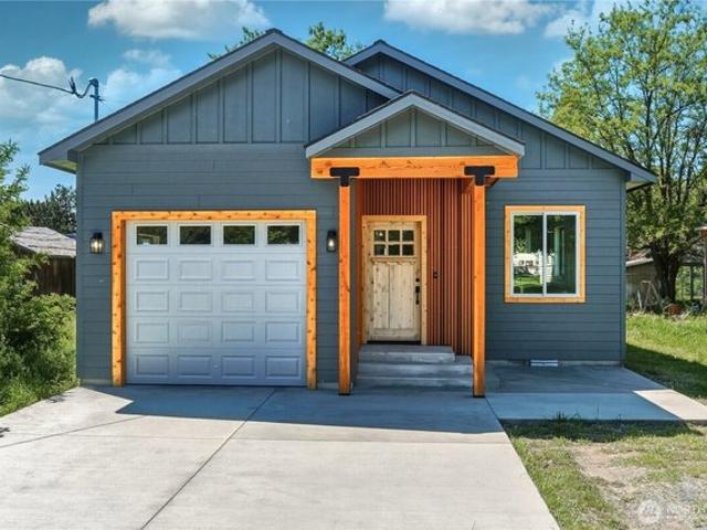 House for sale in Waitsburg, Washington