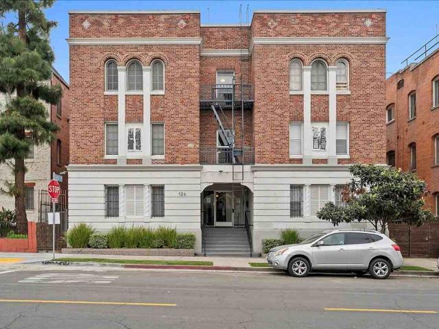 Property for rent in Canoga Park, California
