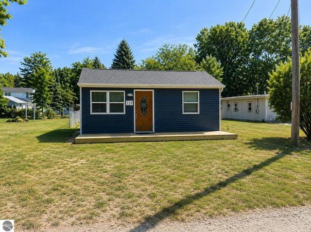 House for sale in Oscoda, Michigan