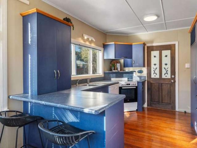 House for sale in Otakou