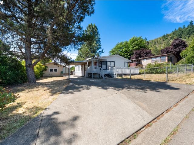 House for sale in Oregonia