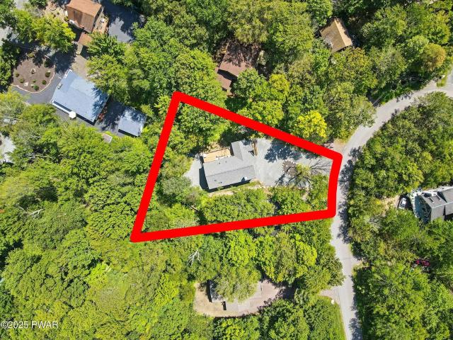 House for sale in Lake Ariel, Pennsylvania