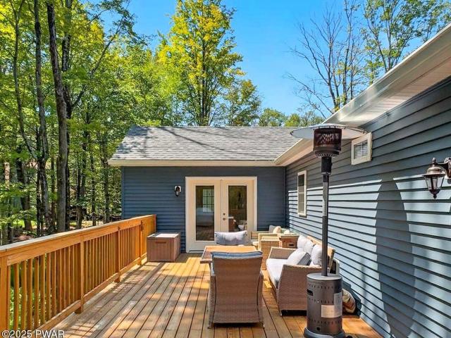 House for sale in Hamlin, Pennsylvania