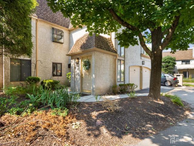 Condo for sale in Park Gate, Edison