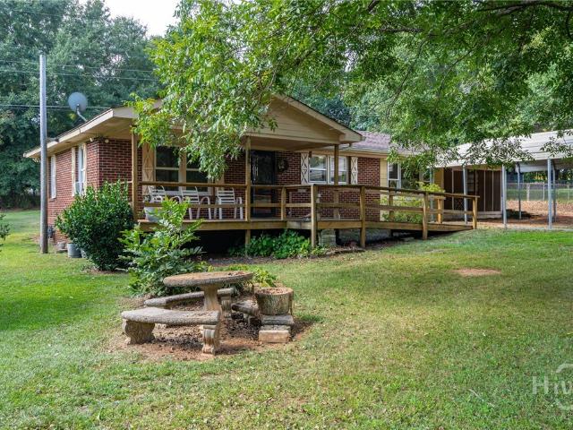 House for sale in Hull, Madison County