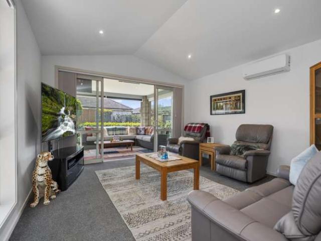 House for sale in Pyes Pa, Greerton