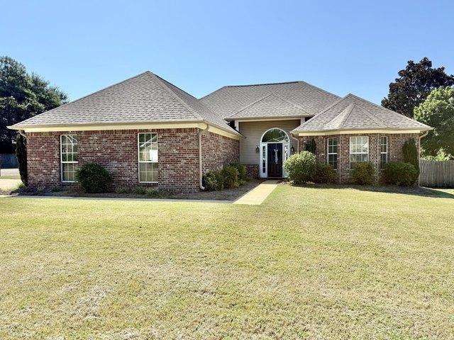House for sale in Saltillo, Mississippi
