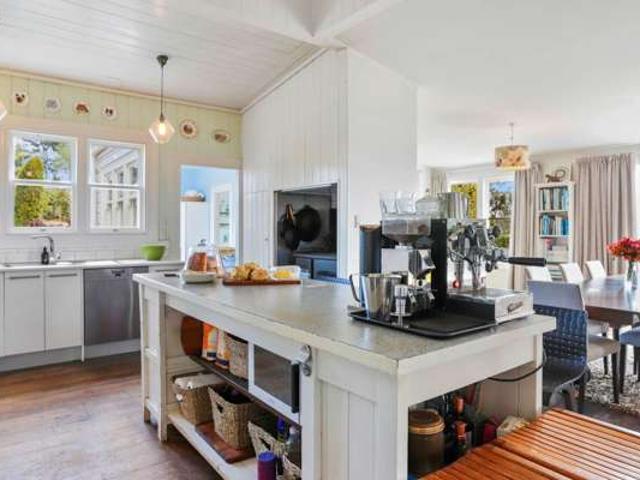 House for sale in Kawau Island, Oroua County
