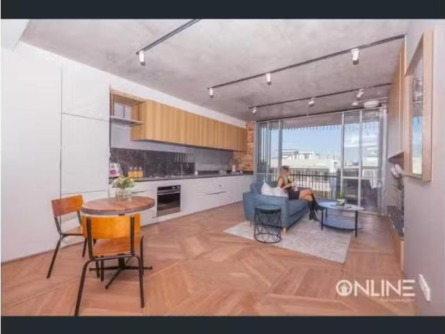 Apartment for rent in Eastlakes