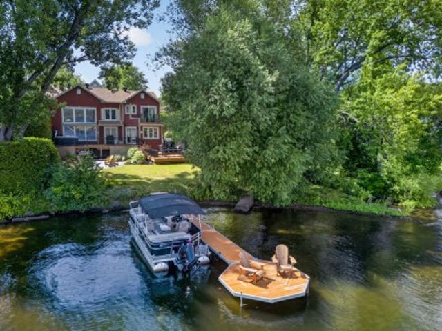 House for sale in Memphrémagog, Quebec