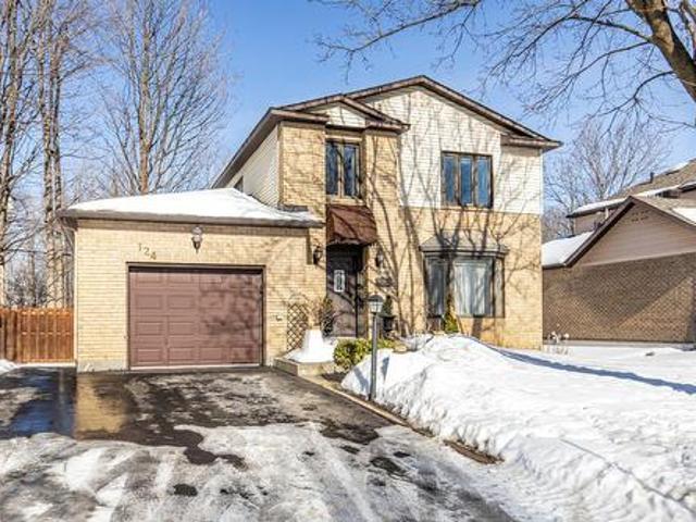 House for sale in Dollard-des-ormeaux, Quebec