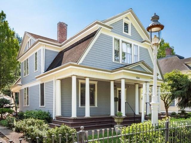 House for sale in Granville, Ohio