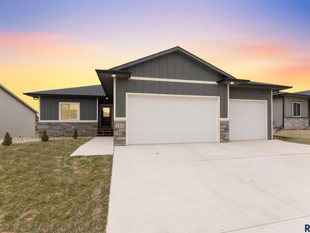 House for sale in Valley Springs, South Dakota