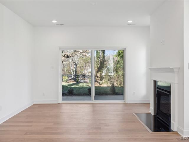 Townhouse for sale in Ashland
