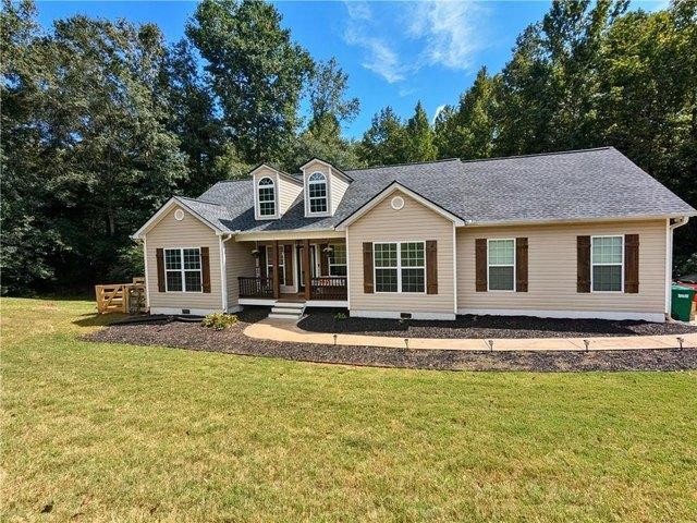 House for sale in Banks, Georgia
