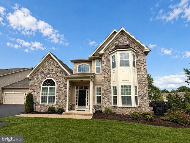Townhouse for sale in The Villas at Newtown, Newtown Township