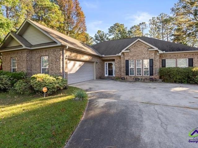 House for sale in Byron, Georgia