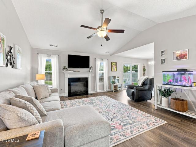 House for sale in Maysville, North Carolina