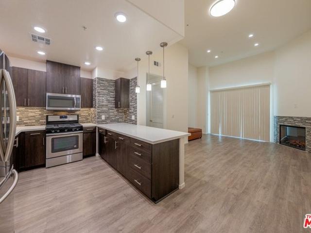 Condo for sale in Glendale, California