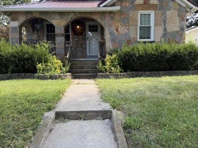 House for sale in Hodgenville, Kentucky