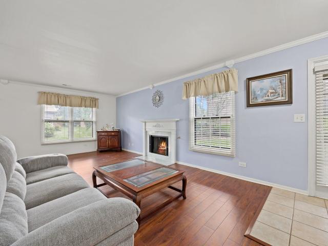 Townhouse for sale in Westmont, Illinois