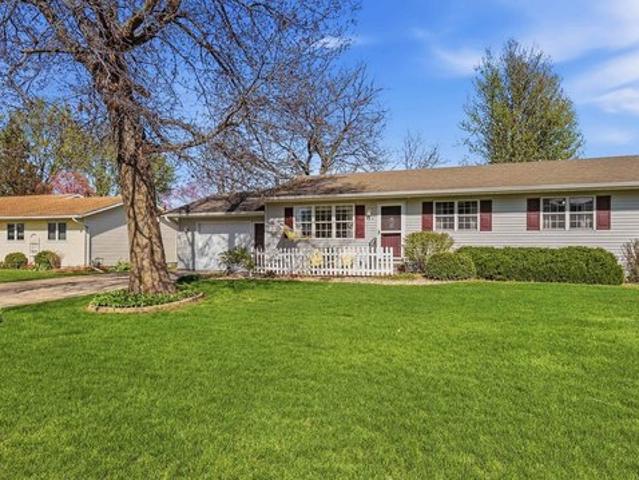 House for sale in Manchester, Iowa