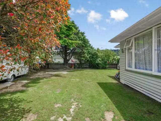 House for sale in Days Bay, Wellington
