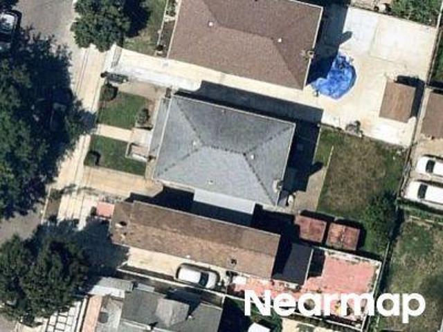House for sale in South Ozone Park, New York