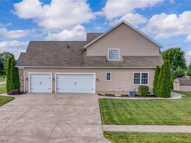 House for sale in Uniontown, Ohio