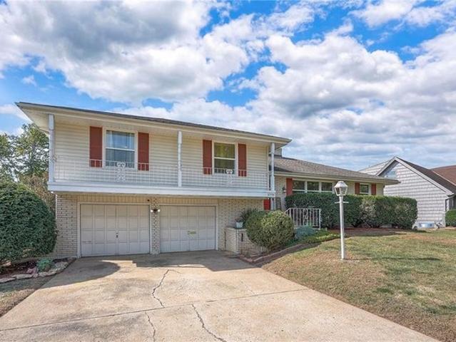House for sale in Grandview, Missouri