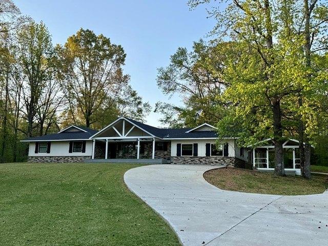 House for sale in Charleston, Mississippi