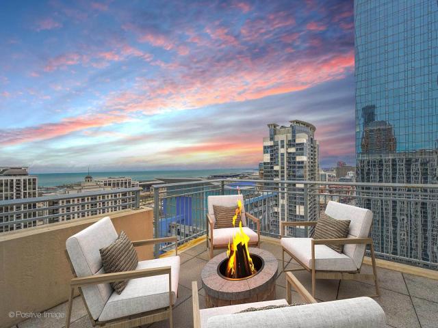 Condo for sale in Chicago Park, Illinois