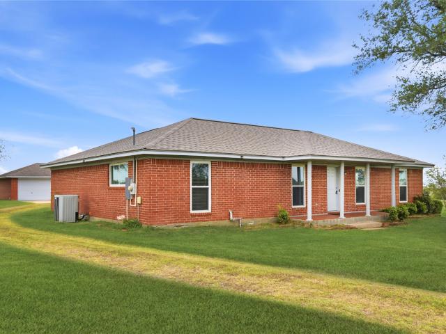 Farm for sale in Damon, Texas